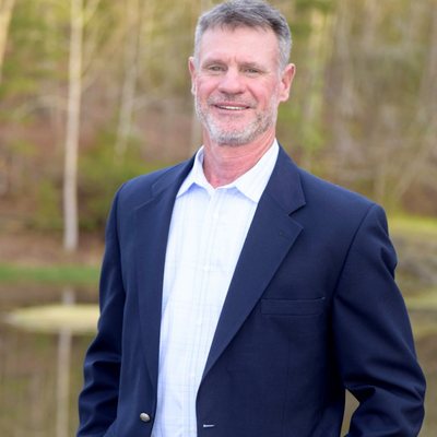 Headshot of Rep. Lee Gilreath